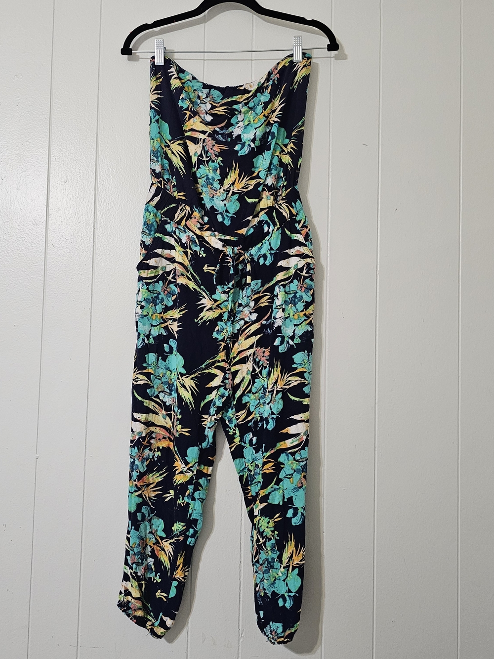 Mudd Juniors Strapless Jumpsuit Small Floral Tropical Elastic Waist and pockets